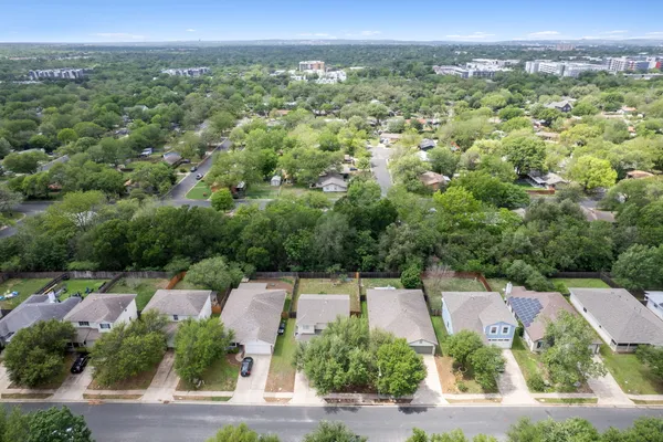 $500,000 | 805 Sheraton Avenue, Austin, TX 78745