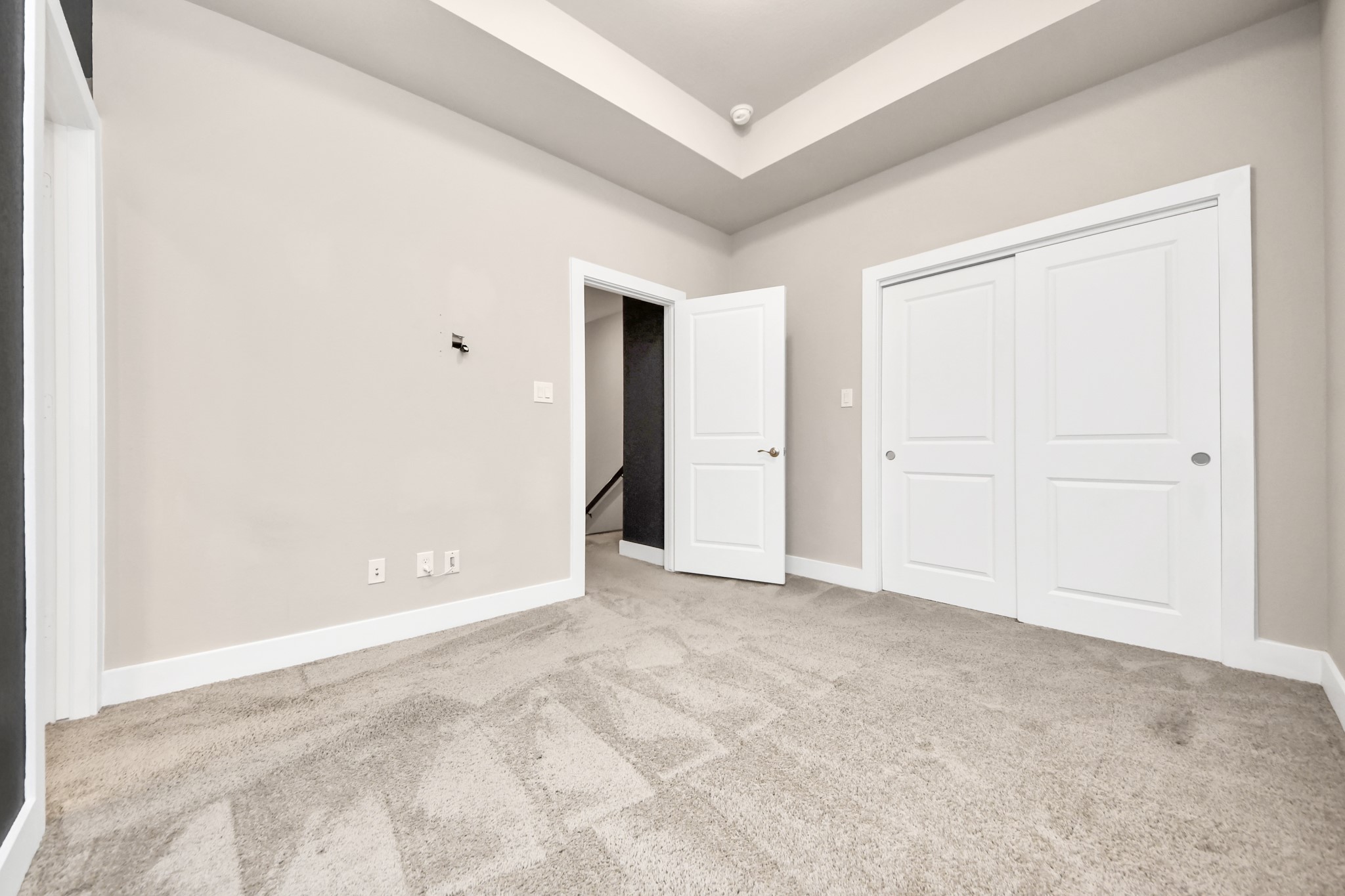 2704 Freund Street Houston, TX 77003 - Photo 23 of 45 an empty room with closet area
