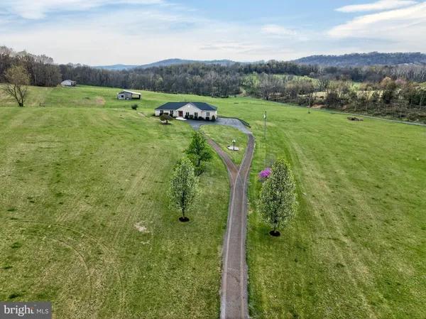 $699,000 | 363 Davis Lane, New Market, VA 22844