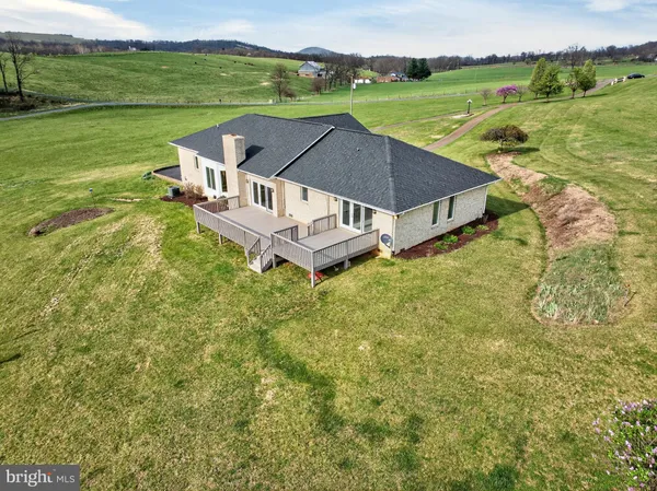 $699,000 | 363 Davis Lane, New Market, VA 22844