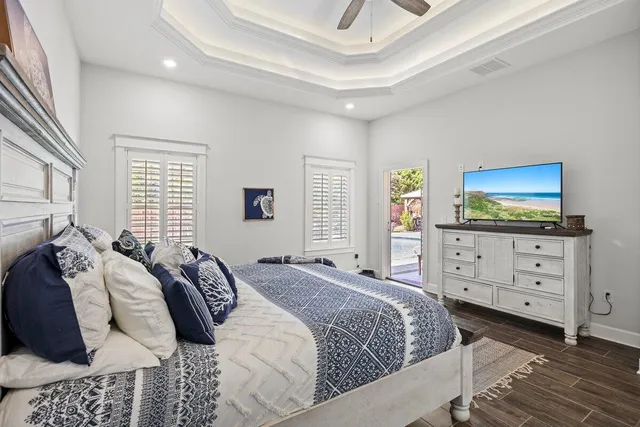 $865,000 | 1469 West Shores Boulevard, Gulf Breeze, FL 32563