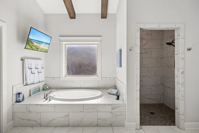 $865,000 | 1469 West Shores Boulevard, Gulf Breeze, FL 32563