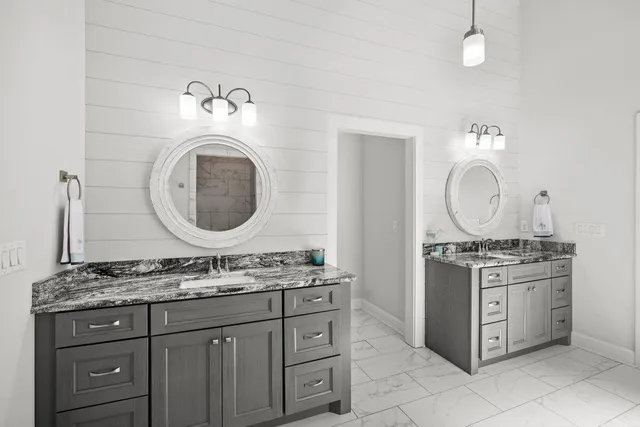 $865,000 | 1469 West Shores Boulevard, Gulf Breeze, FL 32563