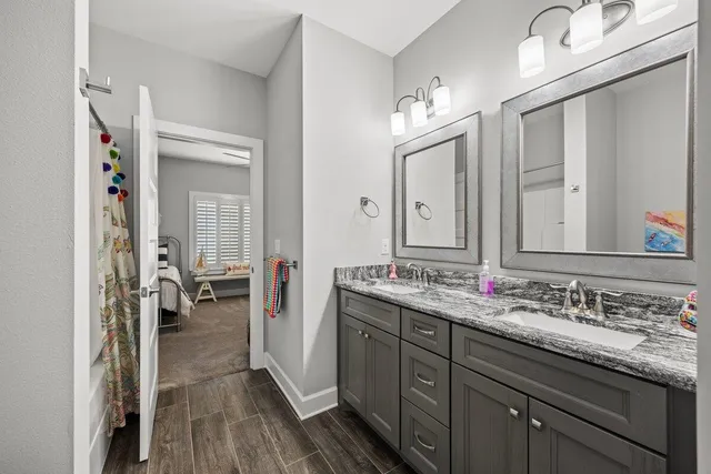 $865,000 | 1469 West Shores Boulevard, Gulf Breeze, FL 32563