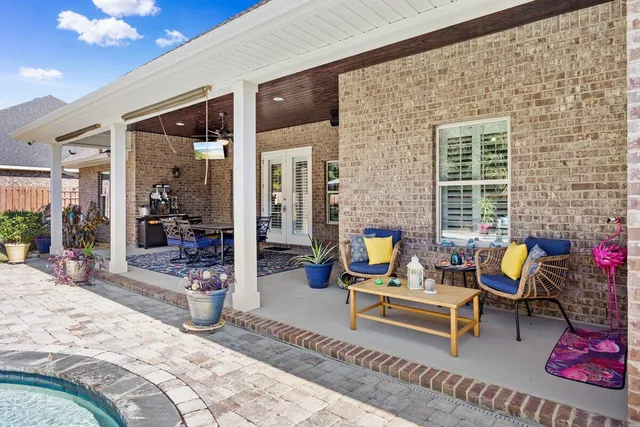 $865,000 | 1469 West Shores Boulevard, Gulf Breeze, FL 32563