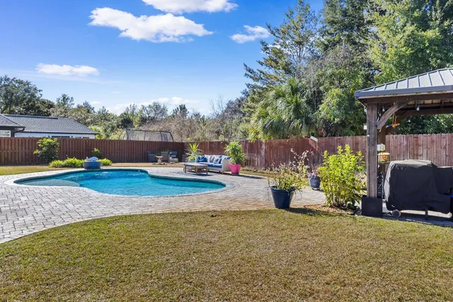 $865,000 | 1469 West Shores Boulevard, Gulf Breeze, FL 32563