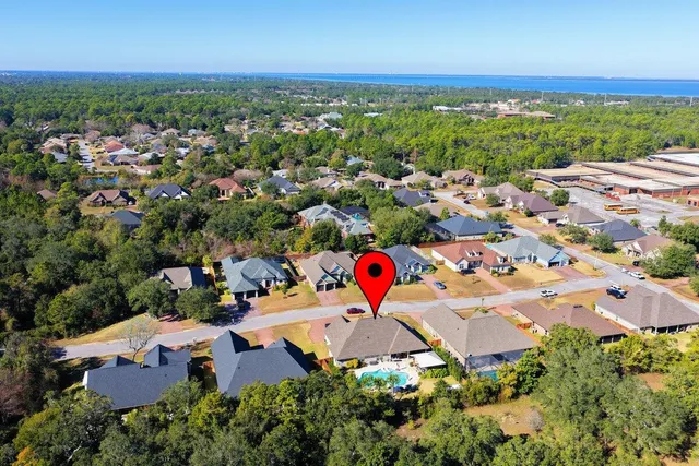 $865,000 | 1469 West Shores Boulevard, Gulf Breeze, FL 32563