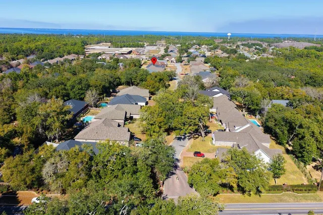 $865,000 | 1469 West Shores Boulevard, Gulf Breeze, FL 32563