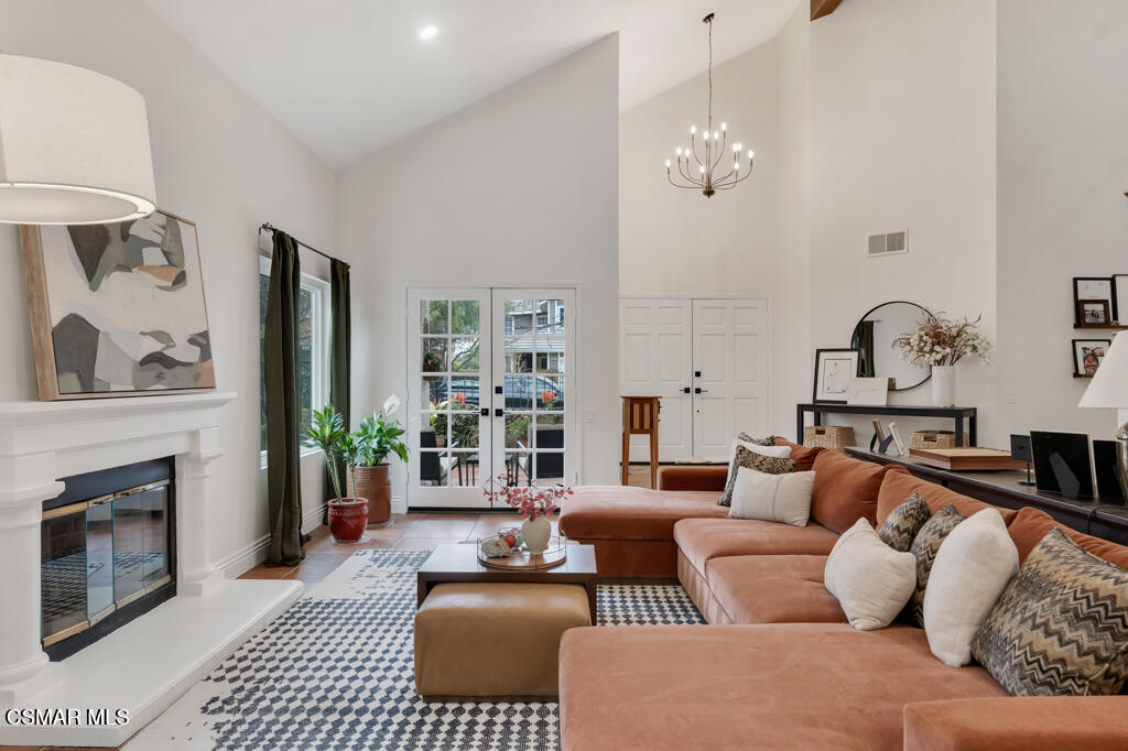 12208 Cherry Grove Street Moorpark, CA 93021 - Photo 2 of 85 12208 Cherry Grove St-HsHProd-22