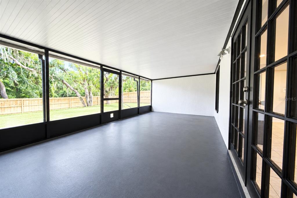 7802 River Ridge Drive Temple Terrace, FL 33637 - Photo 13 of 19 Gallery Image 13