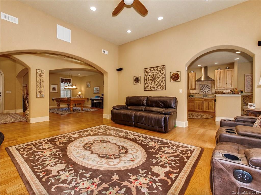 4101 Spring Street Charlotte, NC 28270 - Photo 13 of 29 Gallery Image 13