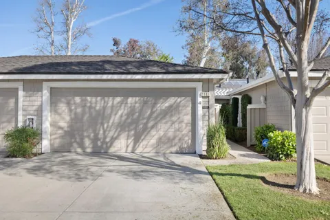 $1,048,000 | 1141 Holly Oak Circle, San Jose, CA 95120