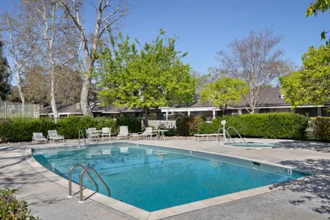 $1,048,000 | 1141 Holly Oak Circle, San Jose, CA 95120