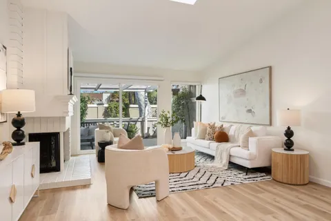 $1,048,000 | 1141 Holly Oak Circle, San Jose, CA 95120