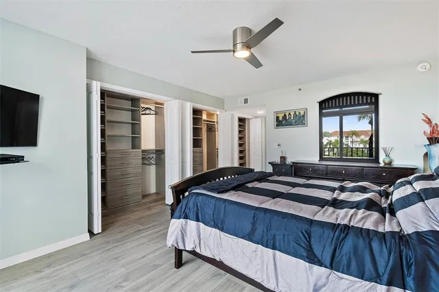 $3,900 | 19111 Vista Bay Drive, Unit 212, Indian Shores, FL 33785