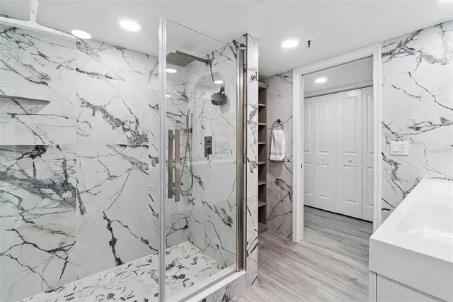 $3,900 | 19111 Vista Bay Drive, Unit 212, Indian Shores, FL 33785