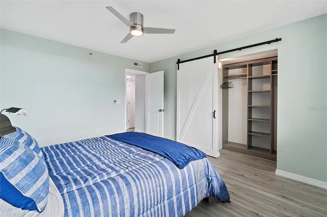 $3,900 | 19111 Vista Bay Drive, Unit 212, Indian Shores, FL 33785