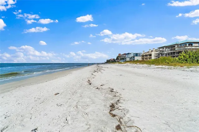 $3,900 | 19111 Vista Bay Drive, Unit 212, Indian Shores, FL 33785