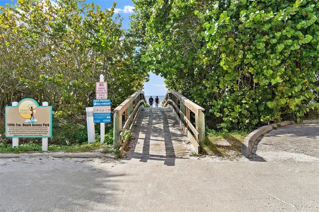 $3,900 | 19111 Vista Bay Drive, Unit 212, Indian Shores, FL 33785