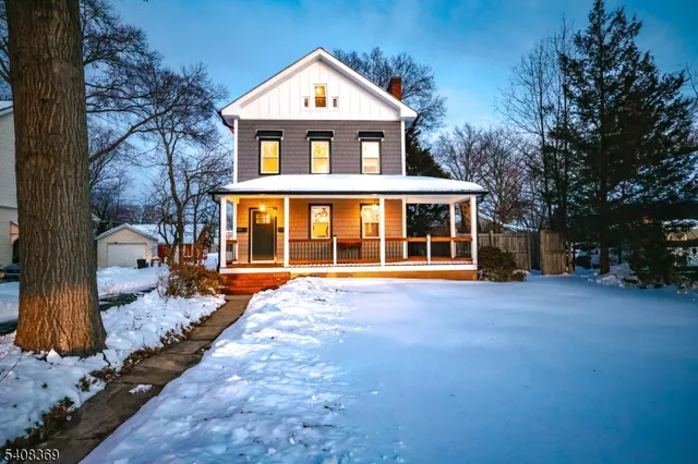 $3,500 | 655 East Passaic Avenue, Unit 2, Bloomfield, NJ 07003