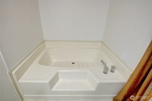 $74,900 | 2725 East Fir Street, Unit 67, Mount Vernon, WA 98273