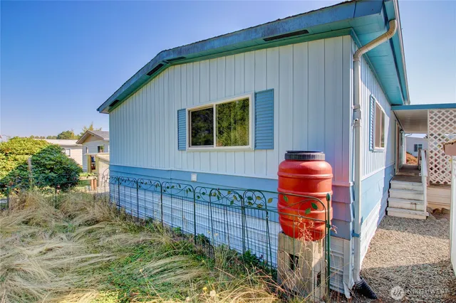 $74,900 | 2725 East Fir Street, Unit 67, Mount Vernon, WA 98273