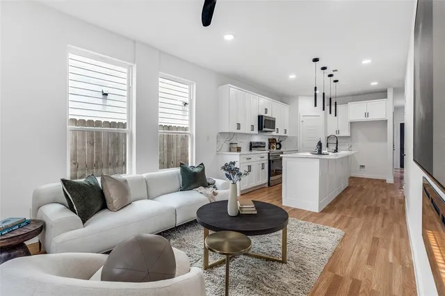 $324,900 | 2321 Budd Street, Dallas, TX 75215