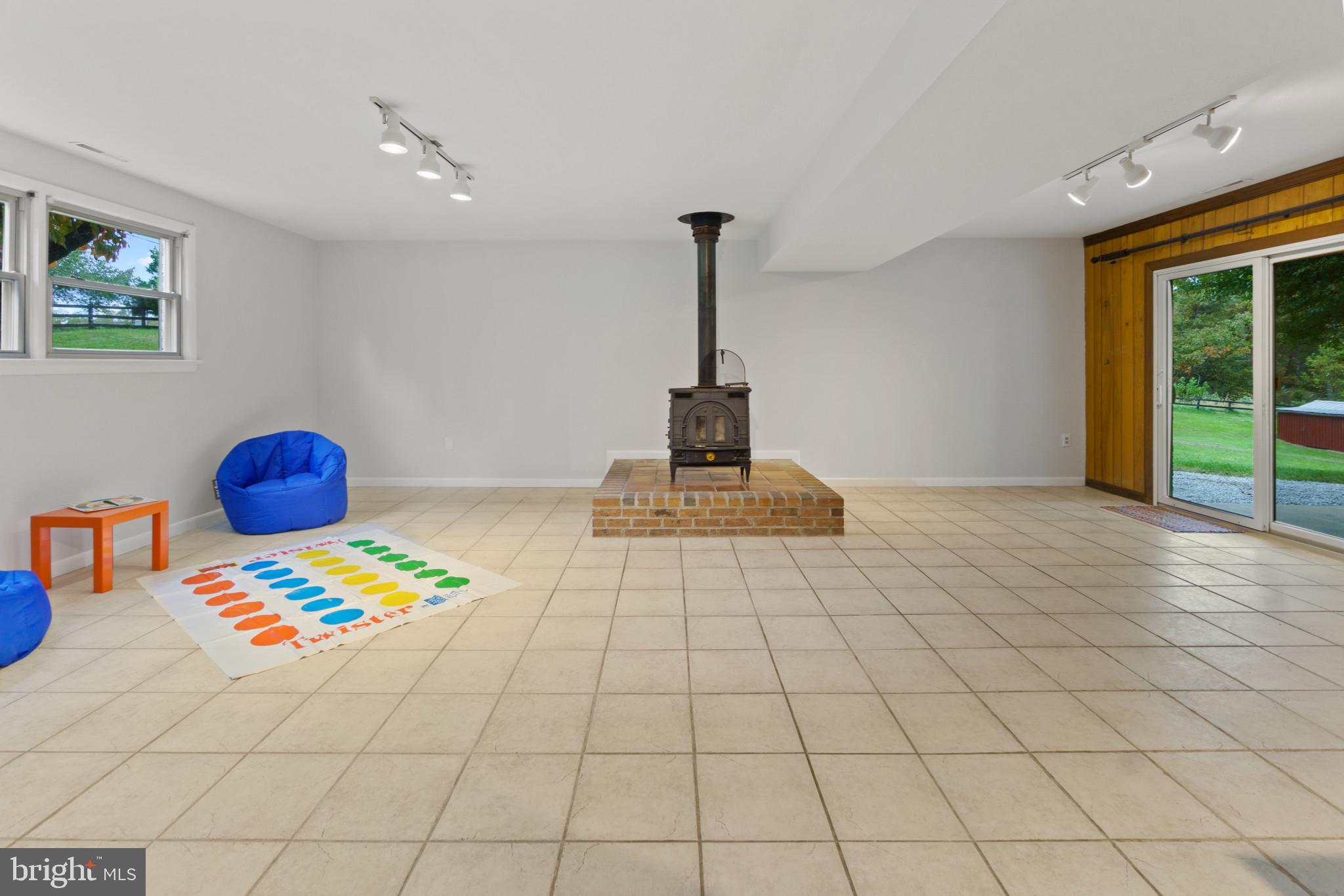 10208 Van Thompson Road Fairfax Station, VA 22039 - Photo 25 of 56