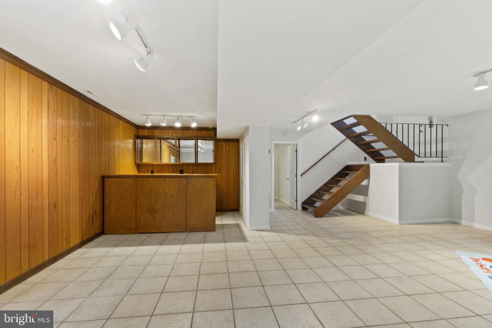 10208 Van Thompson Road Fairfax Station, VA 22039 - Photo 27 of 56