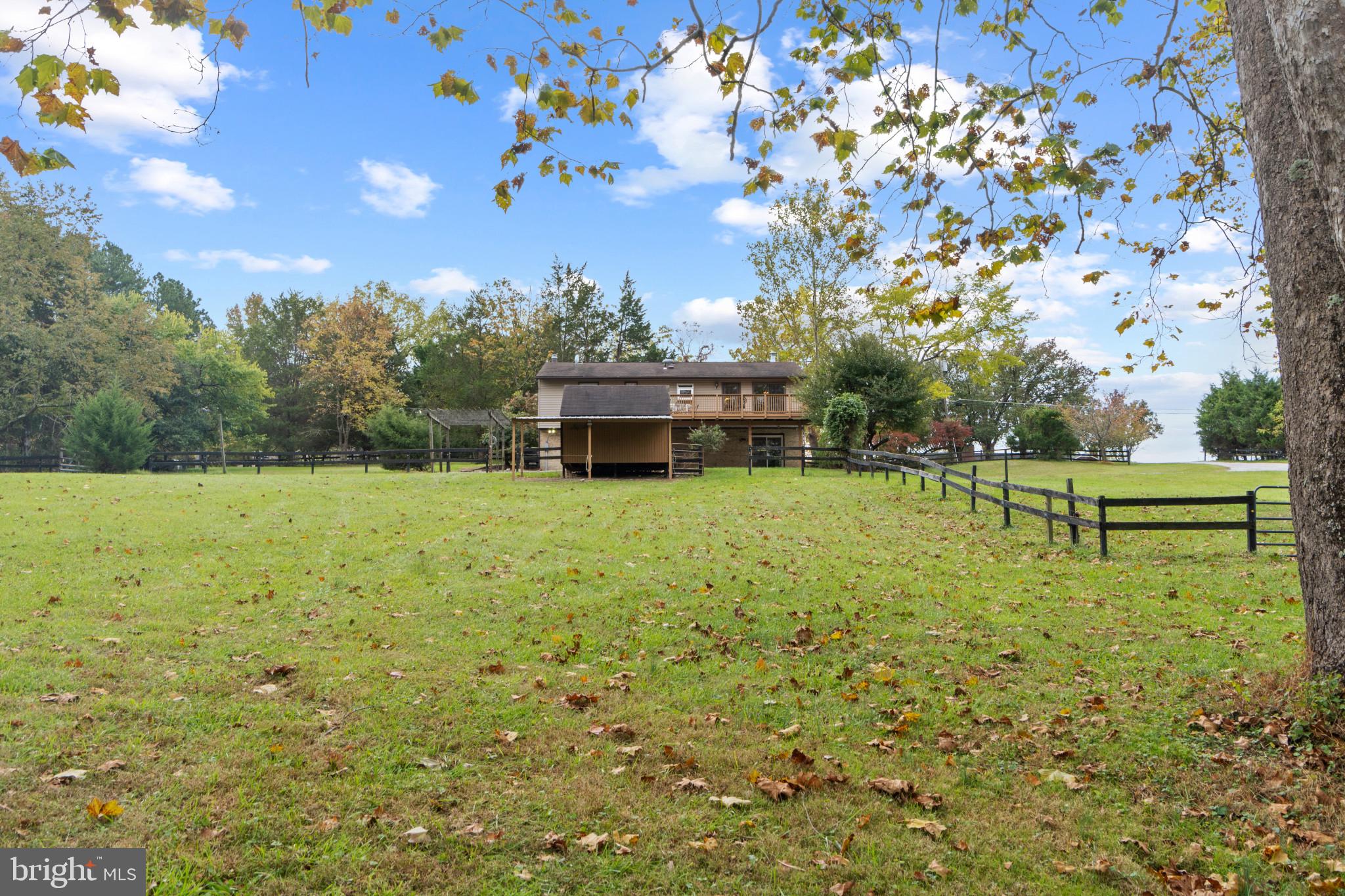 10208 Van Thompson Road Fairfax Station, VA 22039 - Photo 37 of 56