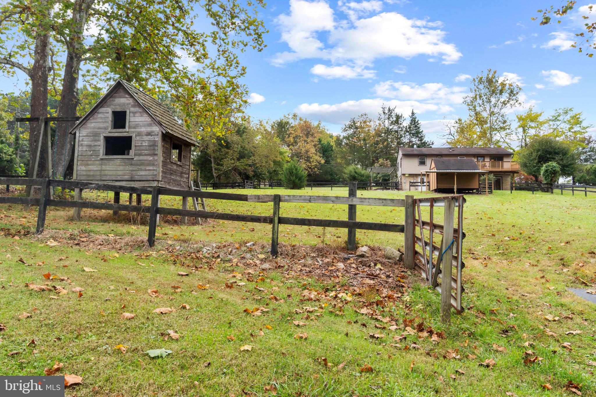 10208 Van Thompson Road Fairfax Station, VA 22039 - Photo 38 of 56