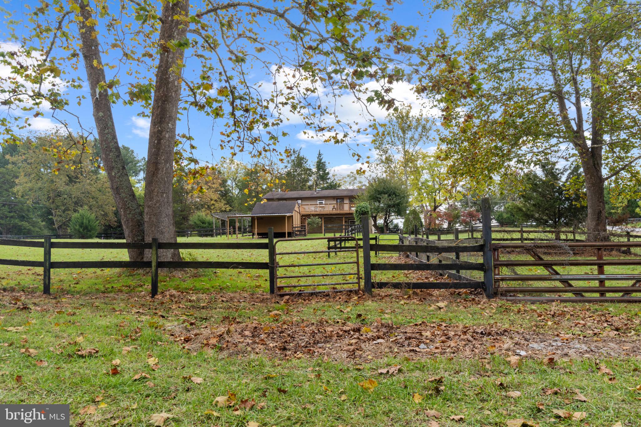 10208 Van Thompson Road Fairfax Station, VA 22039 - Photo 45 of 56
