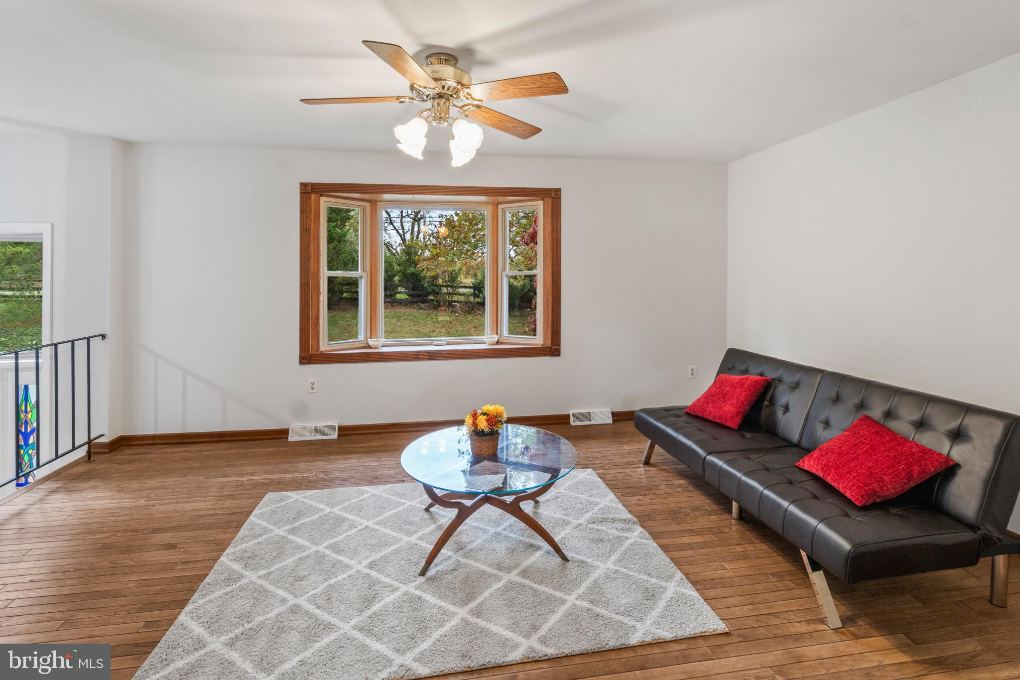 10208 Van Thompson Road Fairfax Station, VA 22039 - Photo 5 of 56