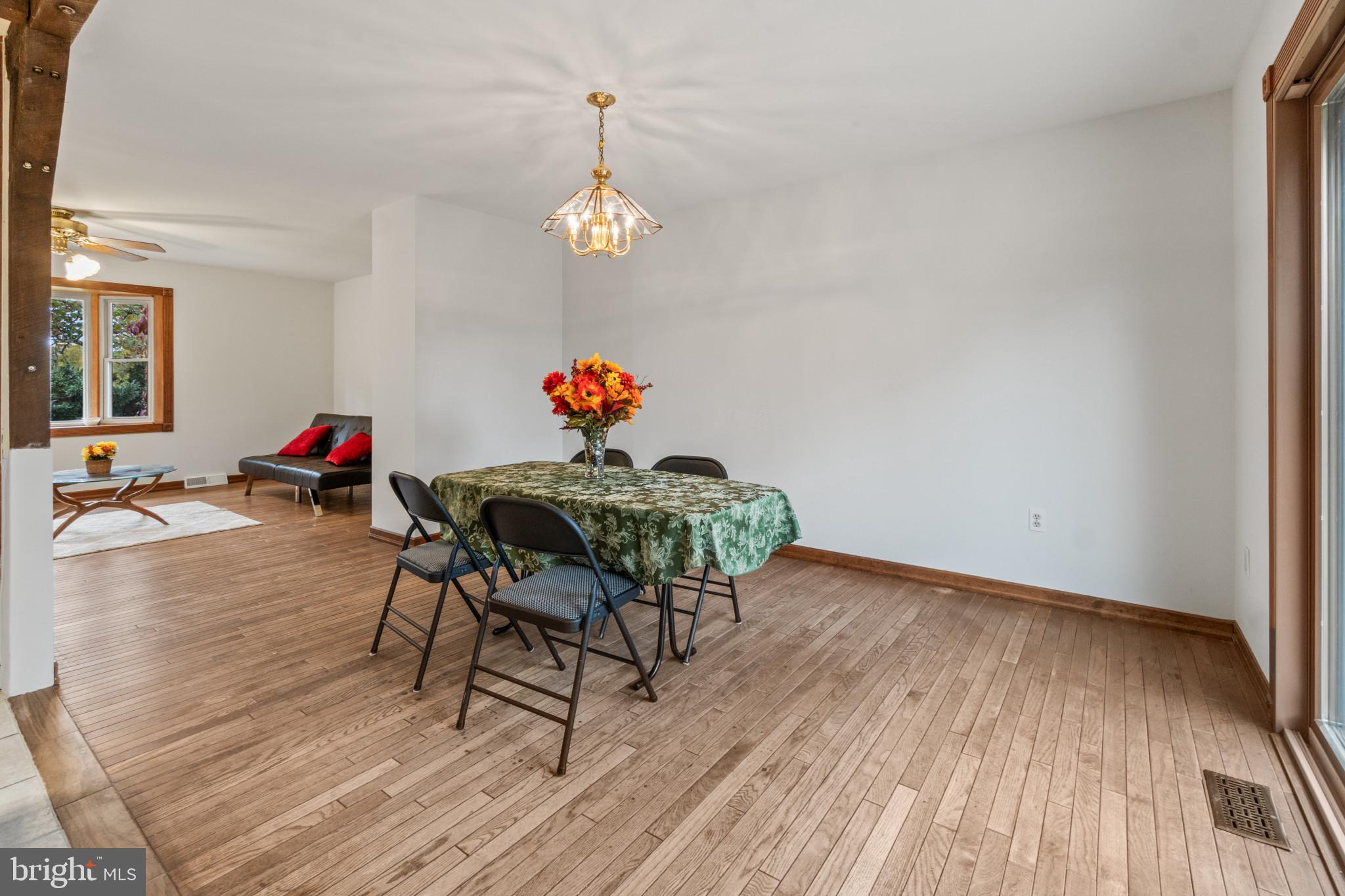 10208 Van Thompson Road Fairfax Station, VA 22039 - Photo 6 of 56