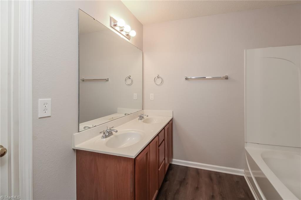 7 Vodington Circle Greensboro, NC 27405 - Photo 13 of 15