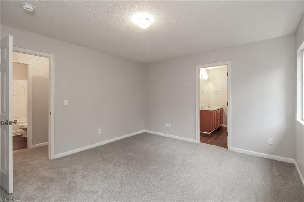 7 Vodington Circle Greensboro, NC 27405 - Photo 7 of 15