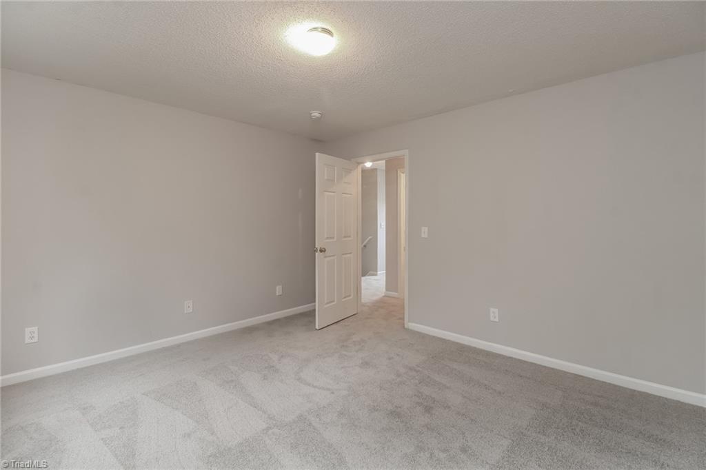 7 Vodington Circle Greensboro, NC 27405 - Photo 8 of 15