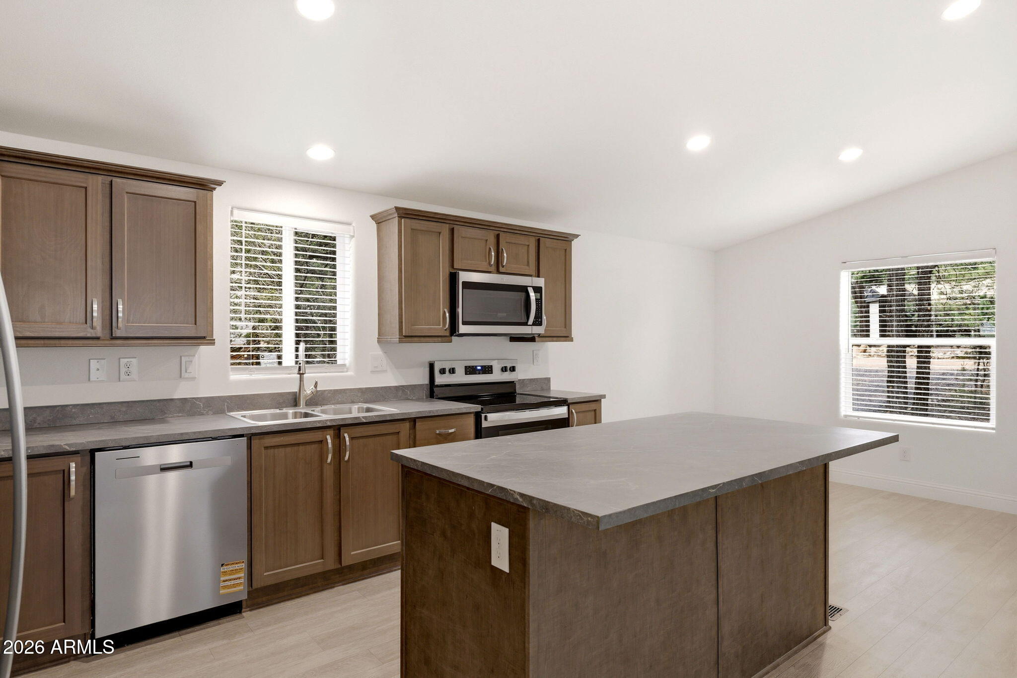 3515 Broken Arrow Road Overgaard, AZ 85933 - Photo 12 of 22