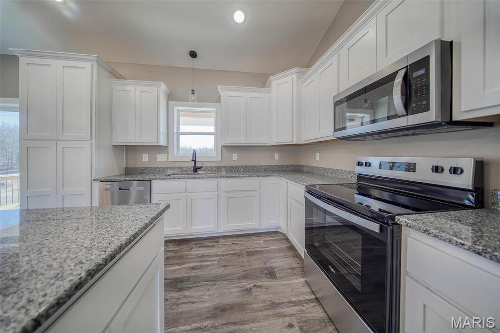 282 Private Drive Newburg, MO 65550 - Photo 13 of 46