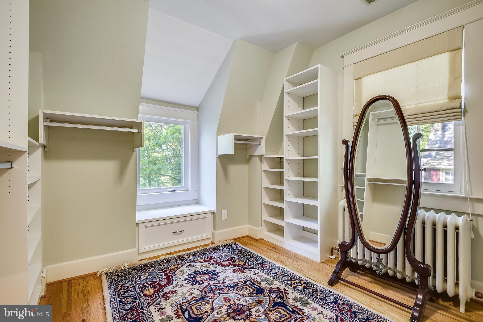 33 Merrymount Road Baltimore, MD 21210 - Photo 22 of 54 Master walk-in closet