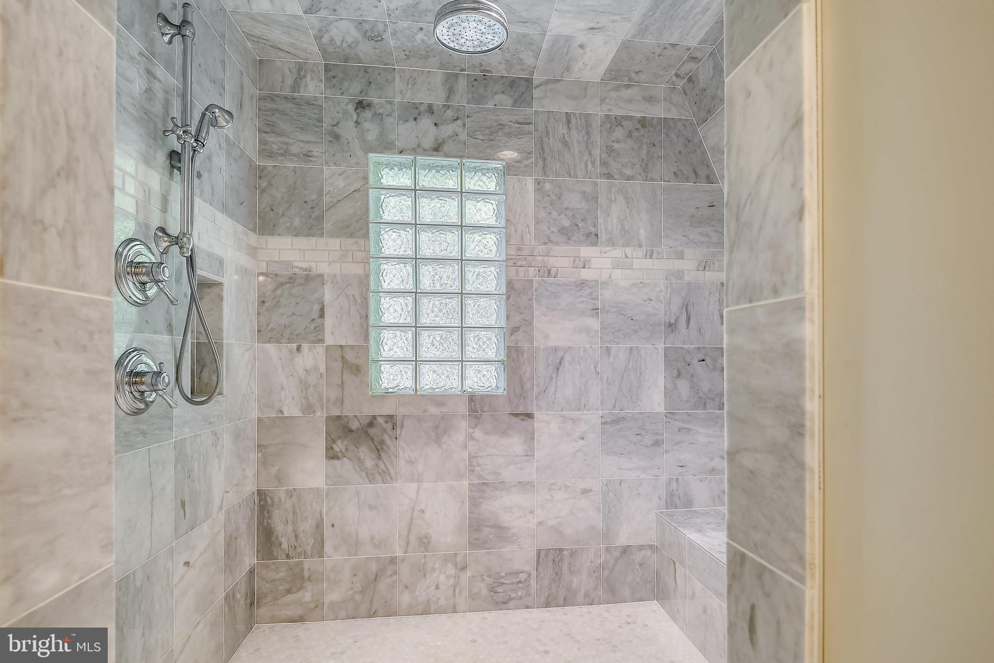 33 Merrymount Road Baltimore, MD 21210 - Photo 26 of 54 Master shower