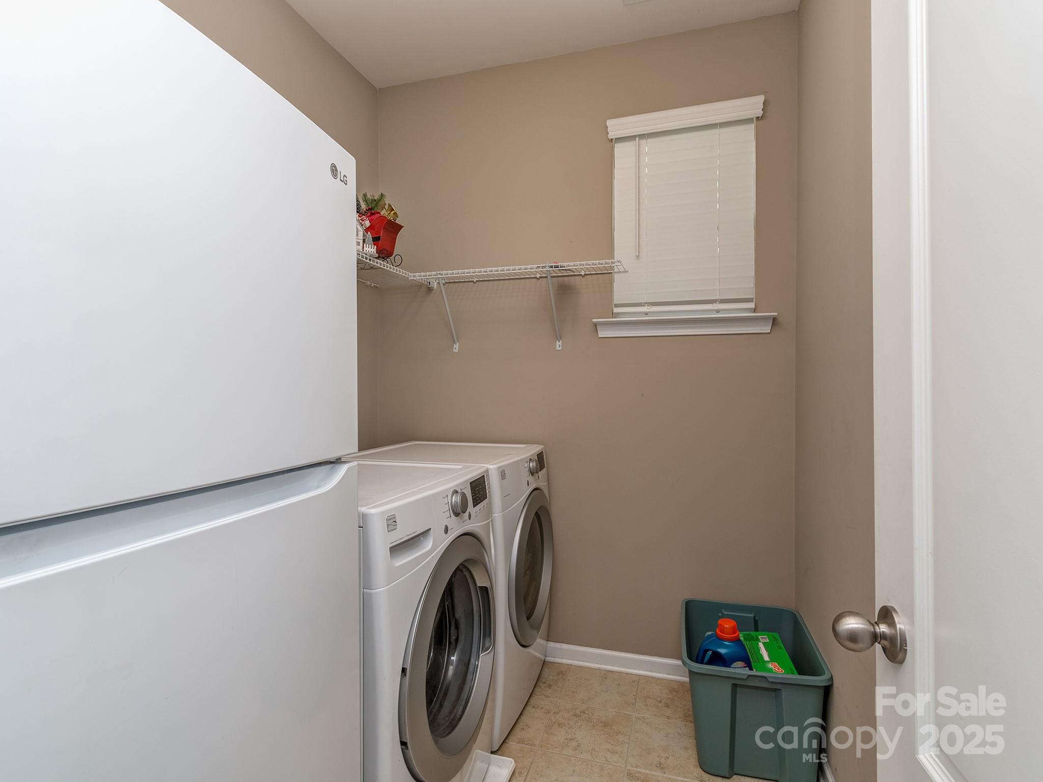 140 Halifax Drive Fort Mill, SC 29707 - Photo 18 of 38 a utility room with dryer and washer