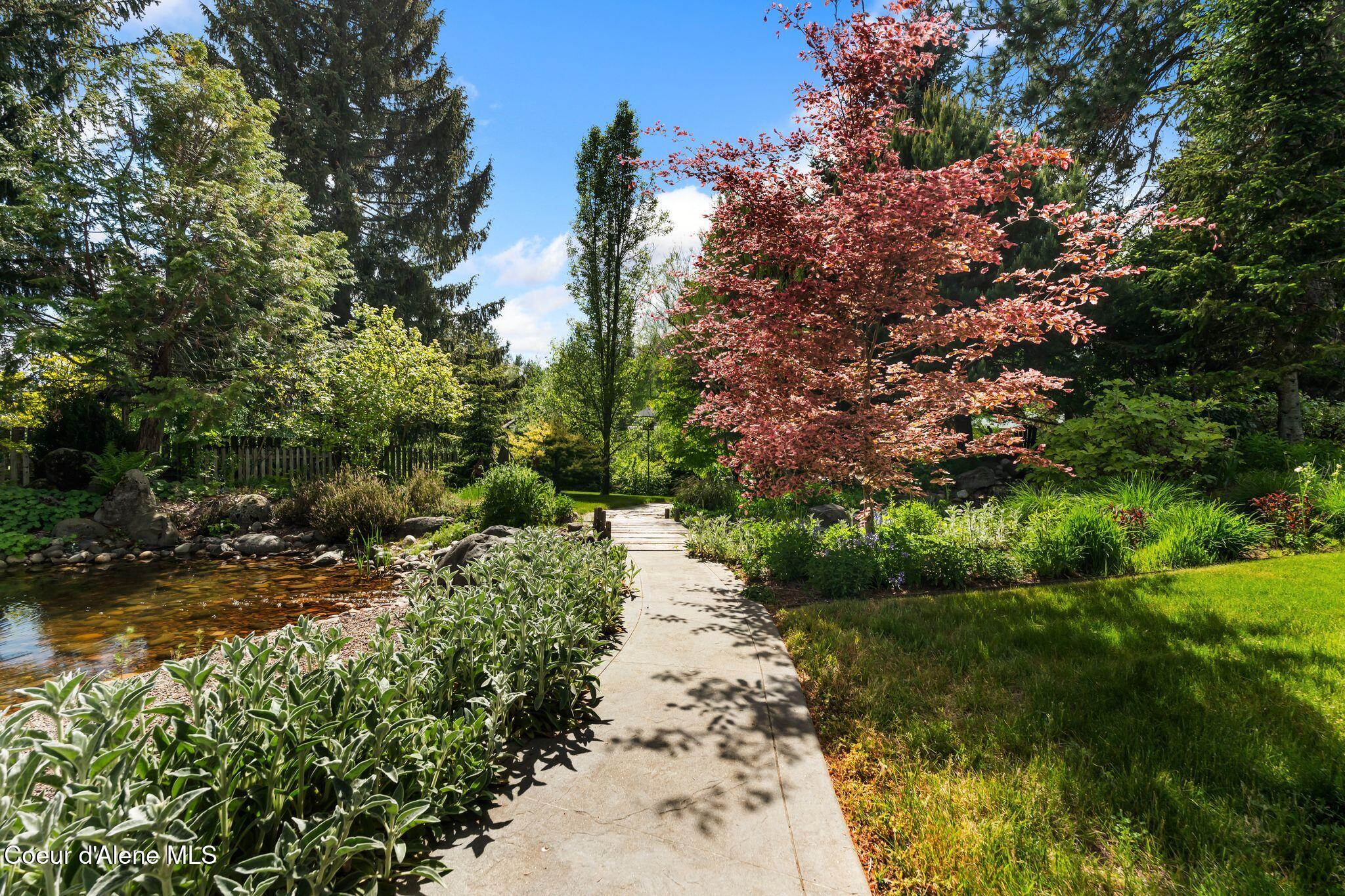 207 Birch Banks Road Sagle, ID 83860 - Photo 56 of 86 Landscaping