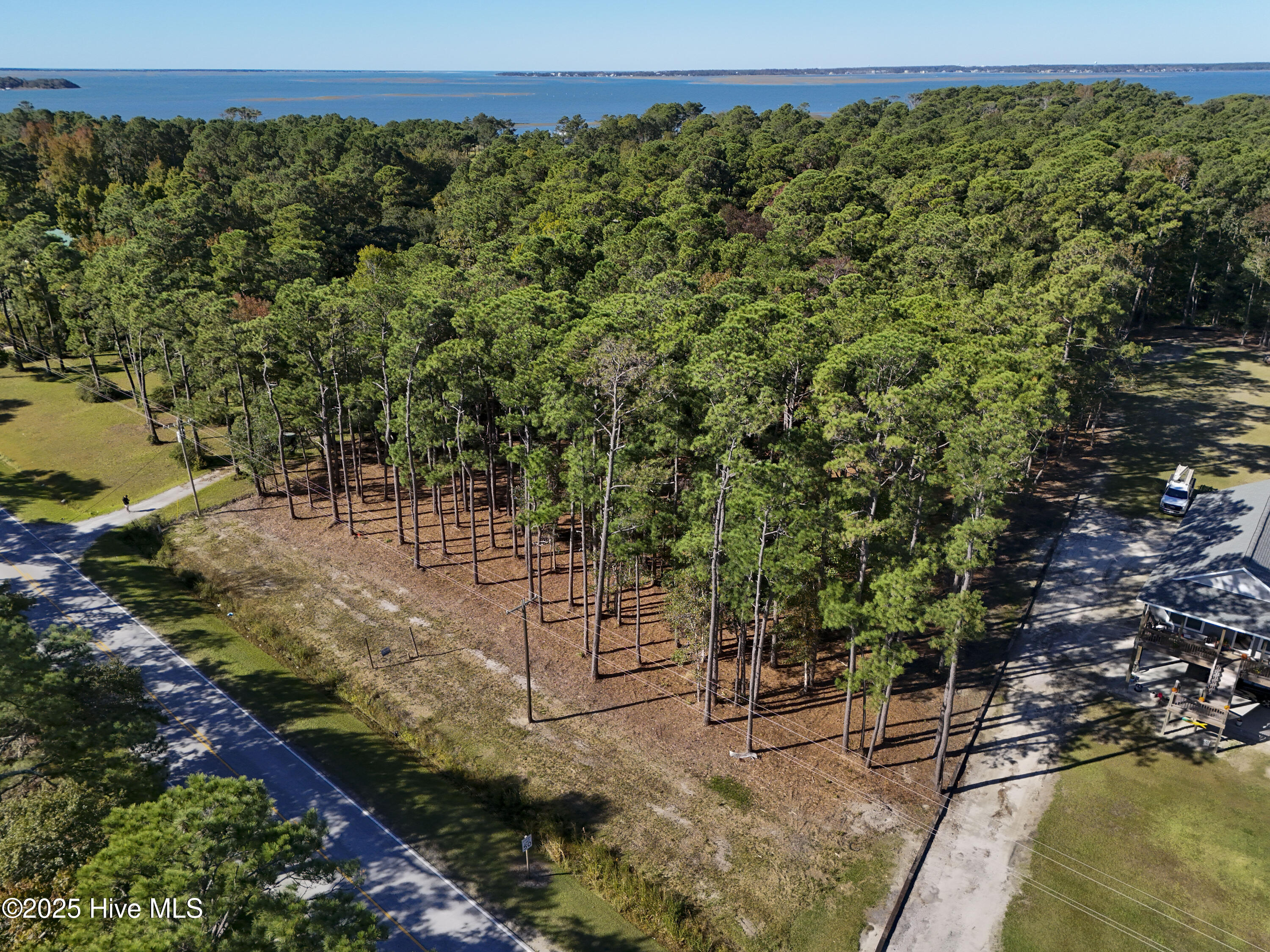 1526 Harkers Island Road Beaufort, NC 28516 - Photo 6 of 17 Aerial cleared front