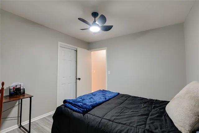 $284,900 | 2100 North York Street, Independence, MO 64058