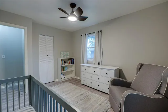 $284,900 | 2100 North York Street, Independence, MO 64058