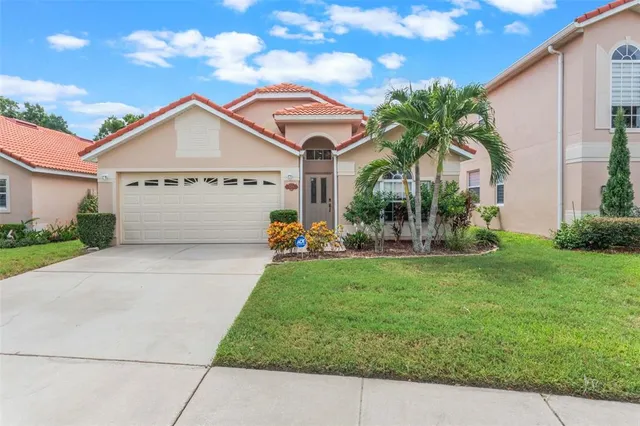 $450,000 | 5389 Watervista Drive, Orlando, FL 32821