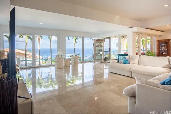 $2,980,000 | 869 Ikena Circle, Honolulu, HI 96821