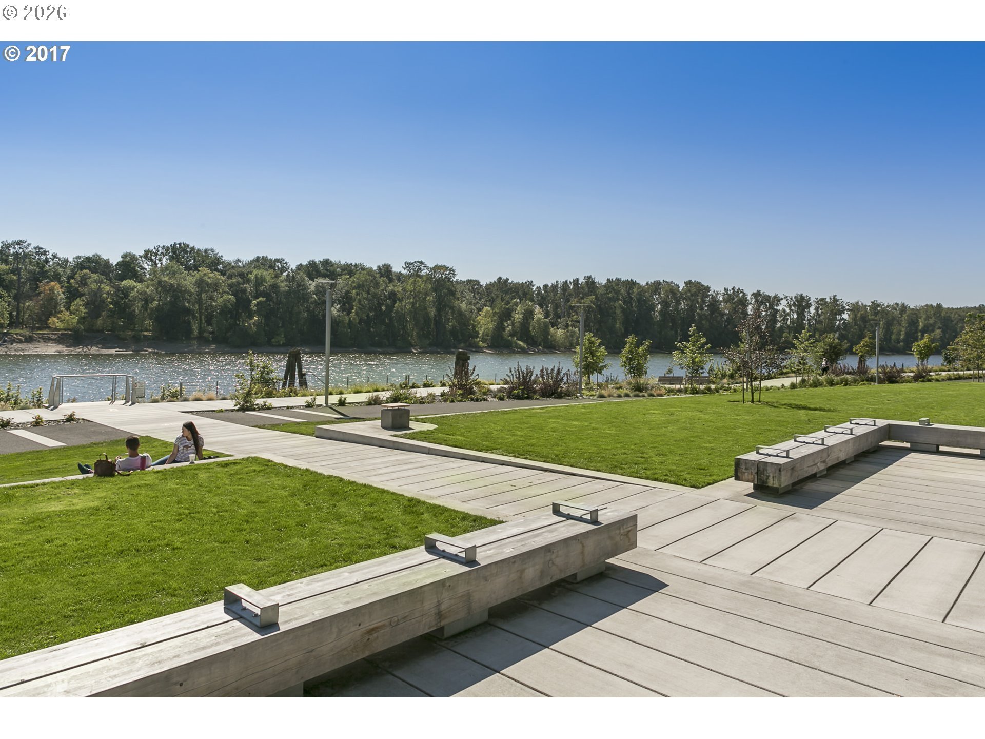 836 South Curry Street, Unit 1304 Portland, OR 97239 - Photo 31 of 34 a view of a park with large trees