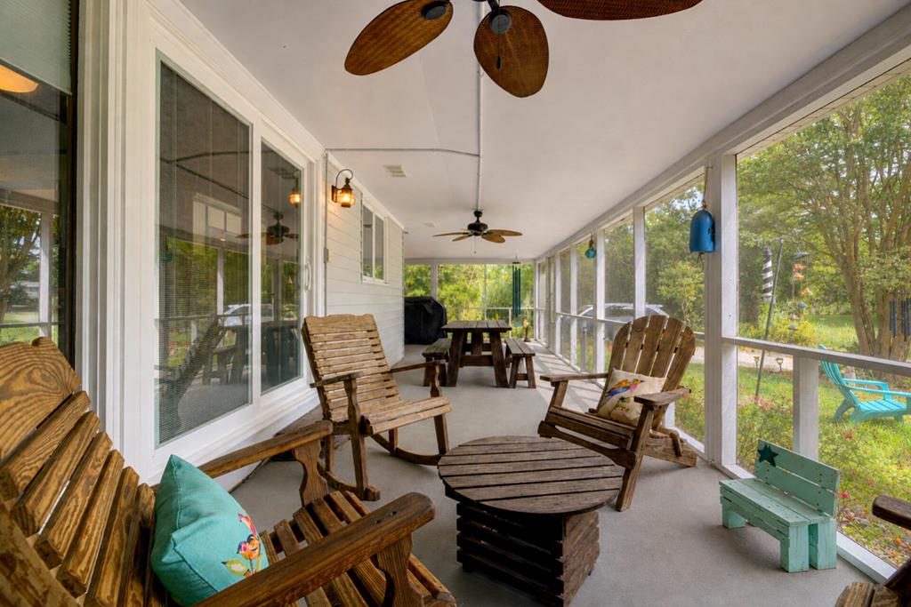 5290 Lakeview Road Chincoteague Island, VA 23336 - Photo 5 of 54